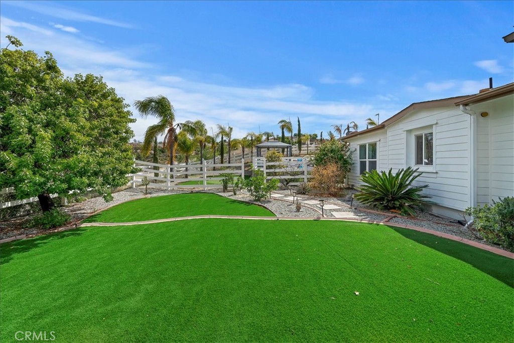 39565 Spanish Oaks Drive Property Photo 24
