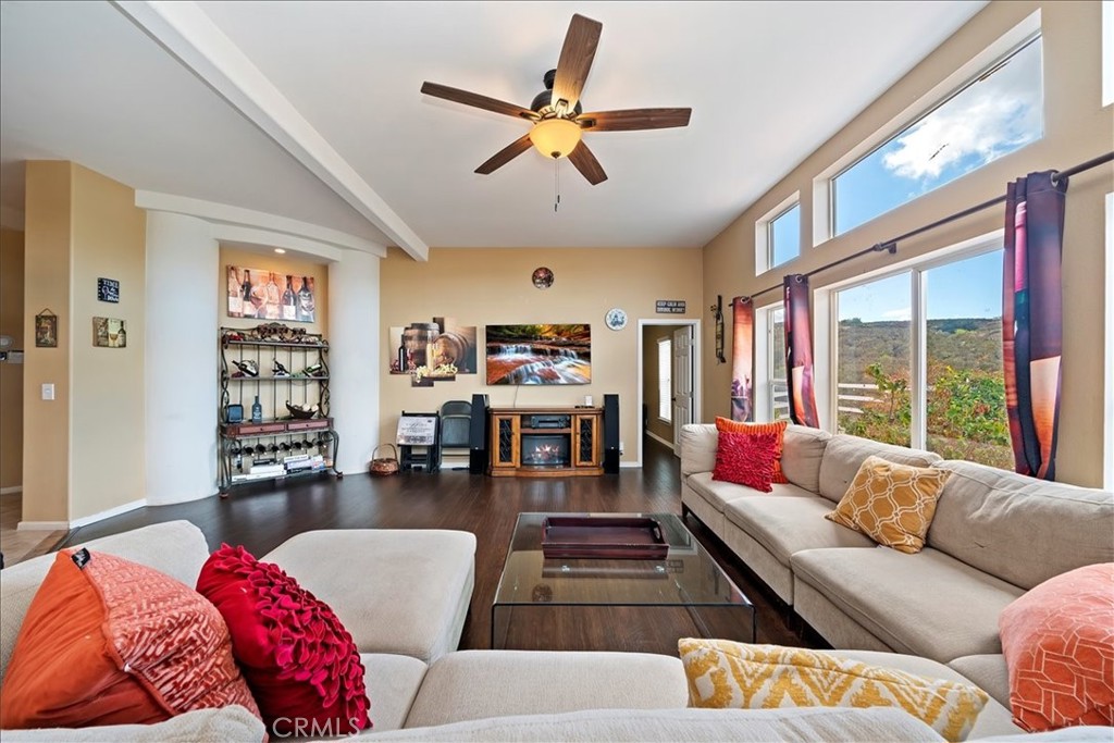 39565 Spanish Oaks Drive Property Photo 32