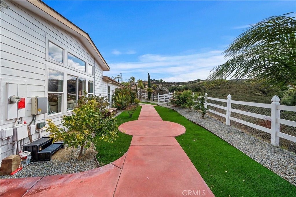 39565 Spanish Oaks Drive Property Photo 53