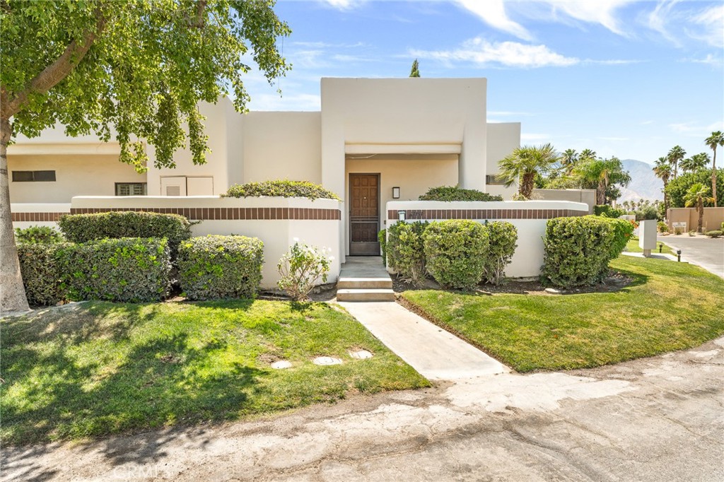 67451 Toltec Court Property Photo 2