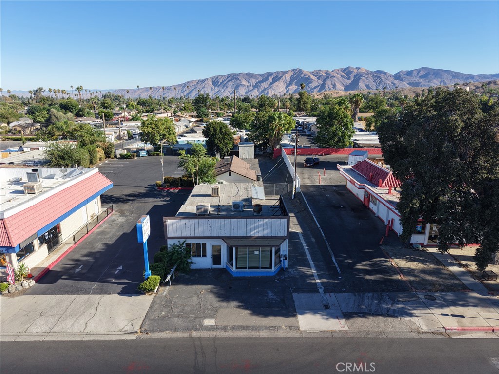 1960 E Florida Property Photo 1
