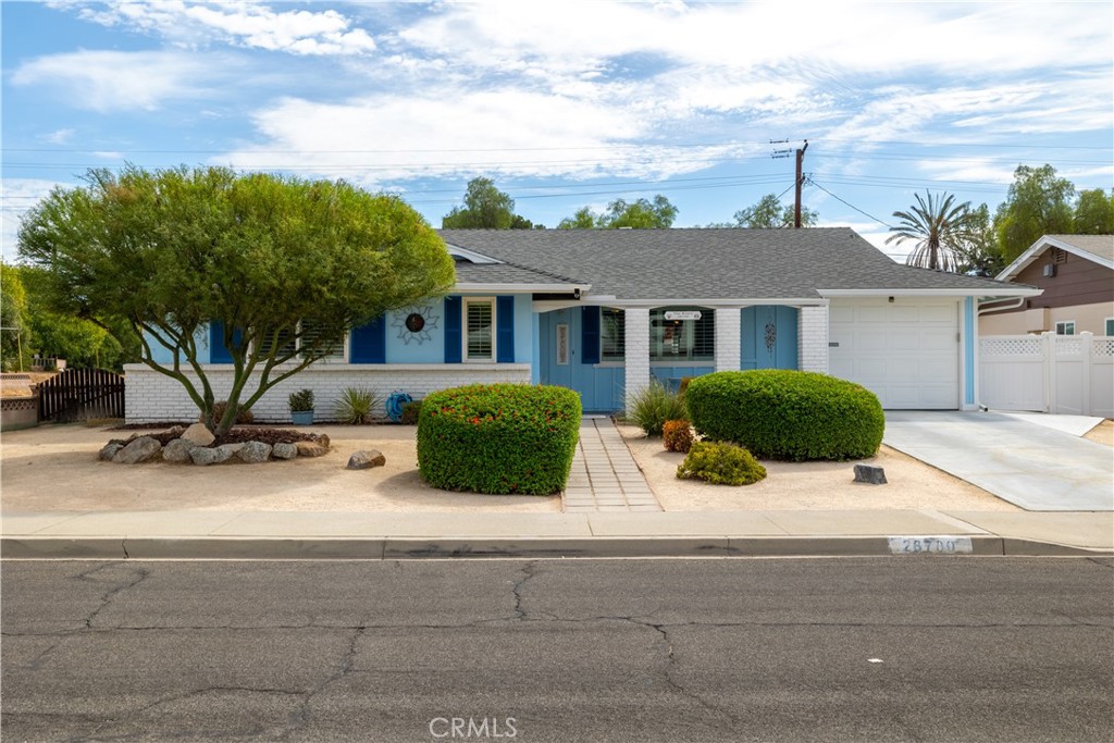 28700 Thornhill Property Photo 1
