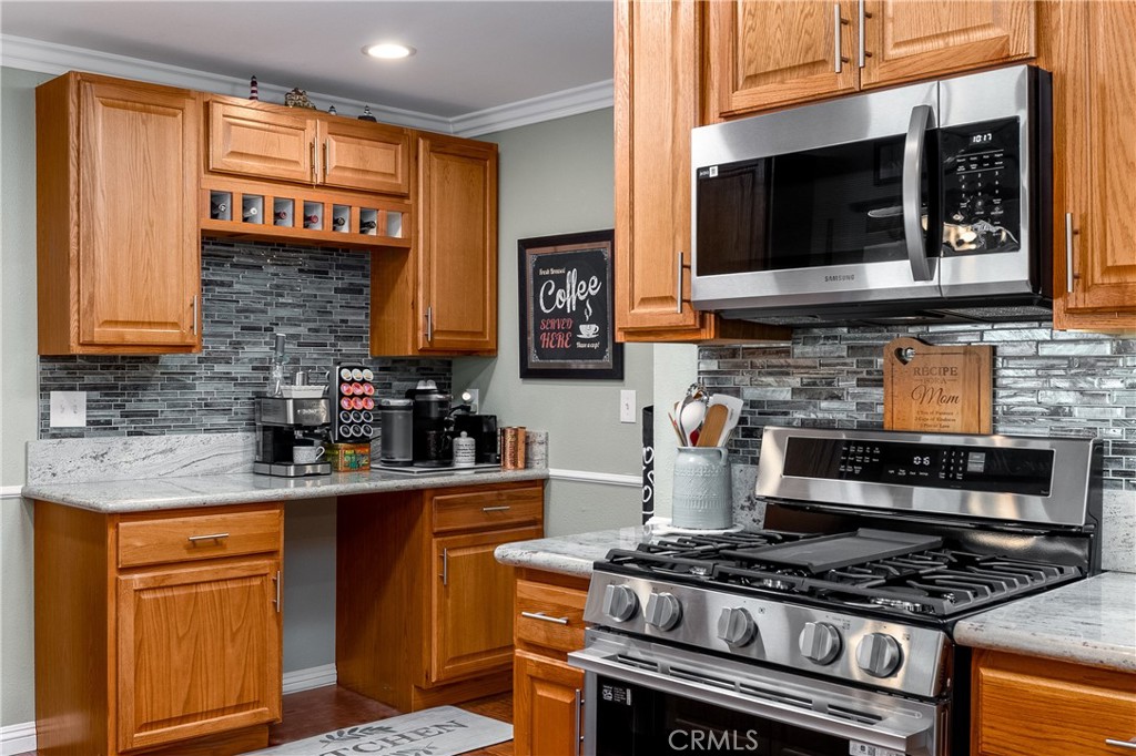 28700 Thornhill Property Photo 1