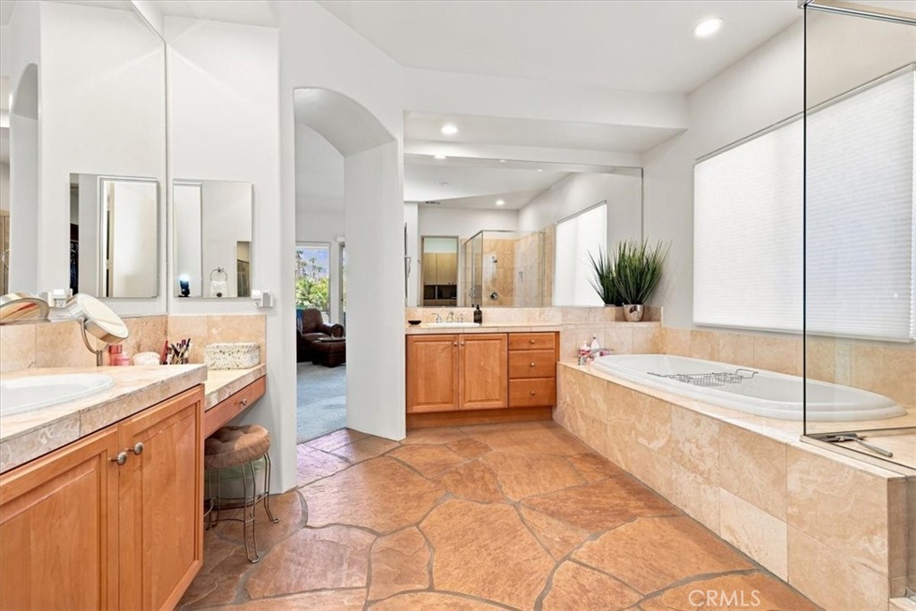 57211 Medinah Property Photo 27