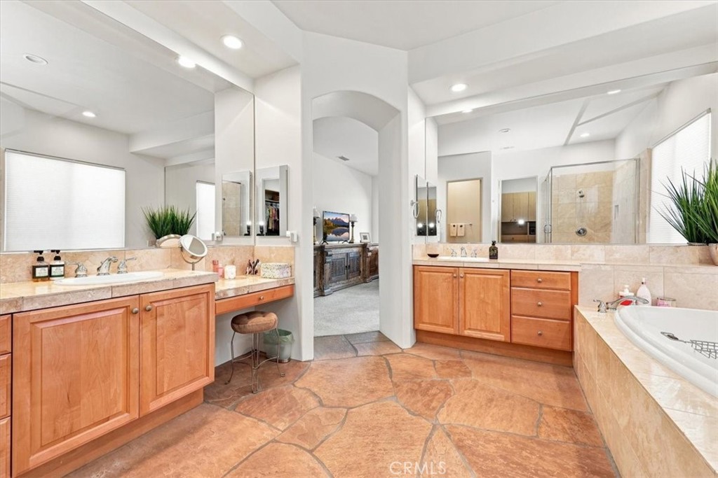 57211 Medinah Property Photo 28