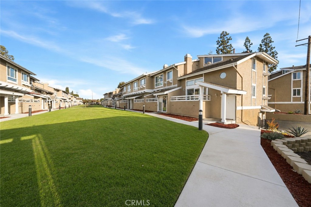 981 W Imperial Hwy #23 Property Photo 3
