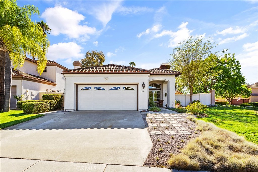 41555 Corte Amalia Property Photo 4