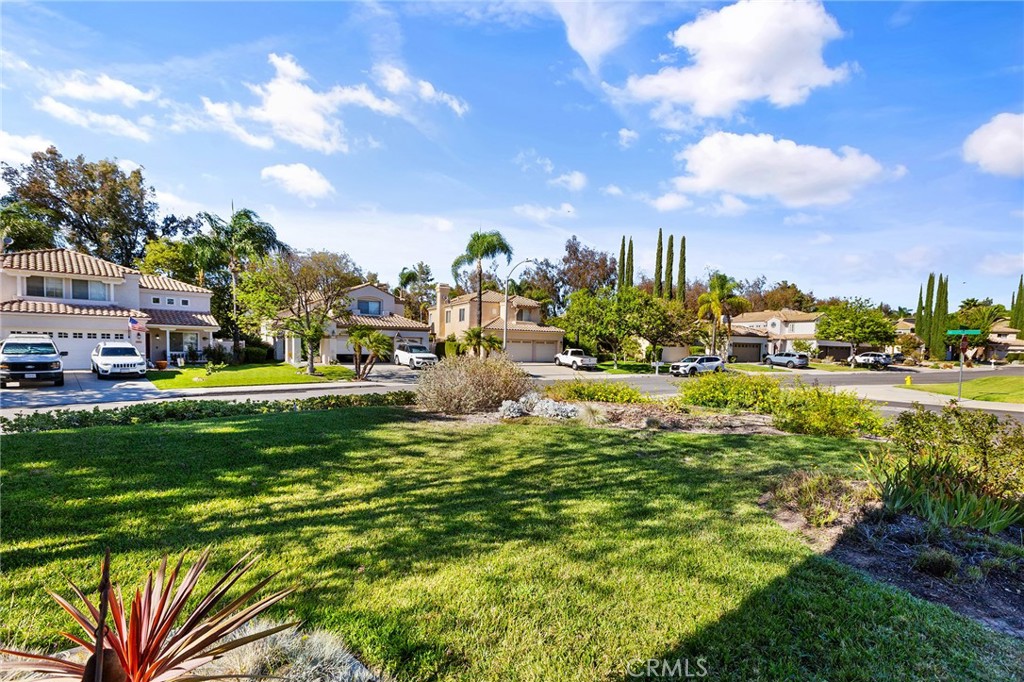 41555 Corte Amalia Property Photo 7