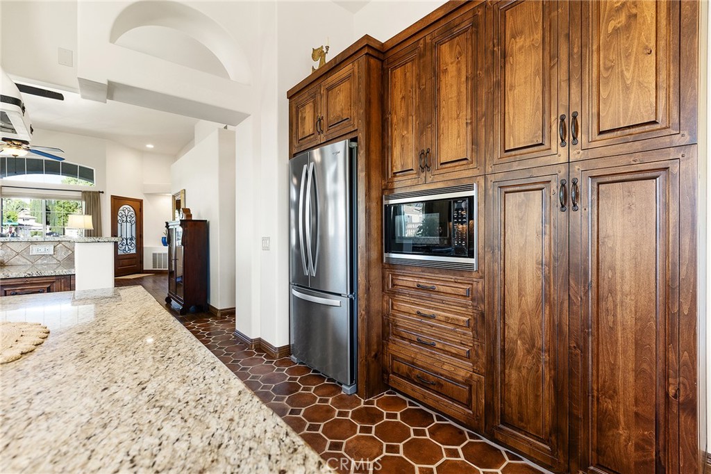 41555 Corte Amalia Property Photo 19