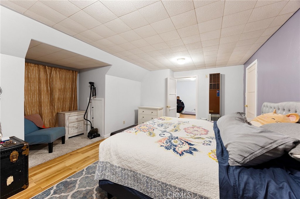 54025 Pine Crest Avenue Property Photo 17