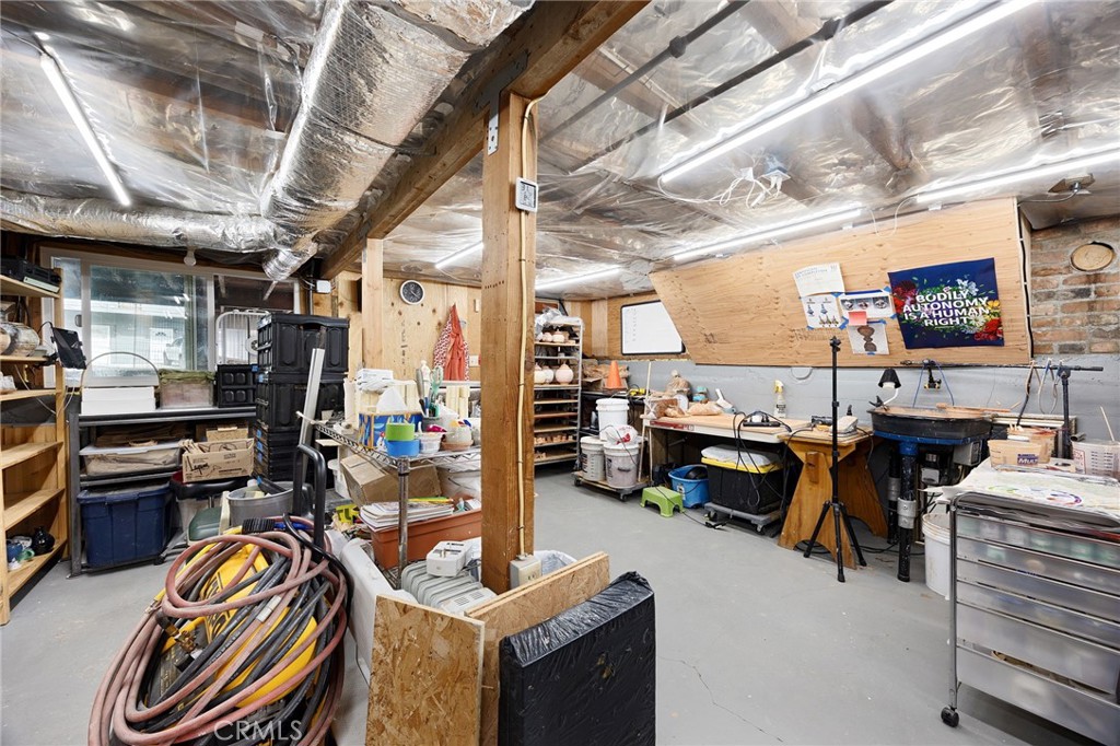 54025 Pine Crest Avenue Property Photo 25