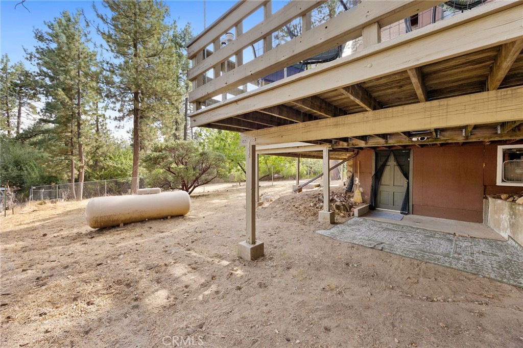 54025 Pine Crest Avenue Property Photo 33