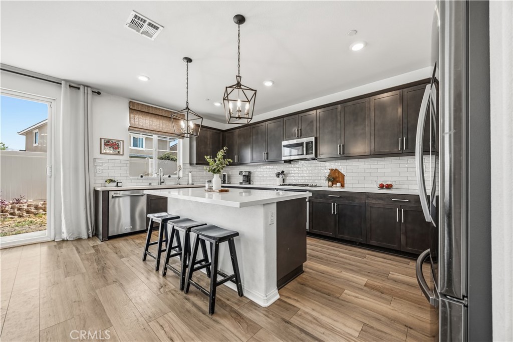 1664 Camellia Lane Property Photo 4