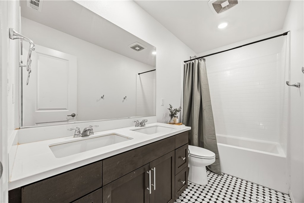 1664 Camellia Lane Property Photo 13