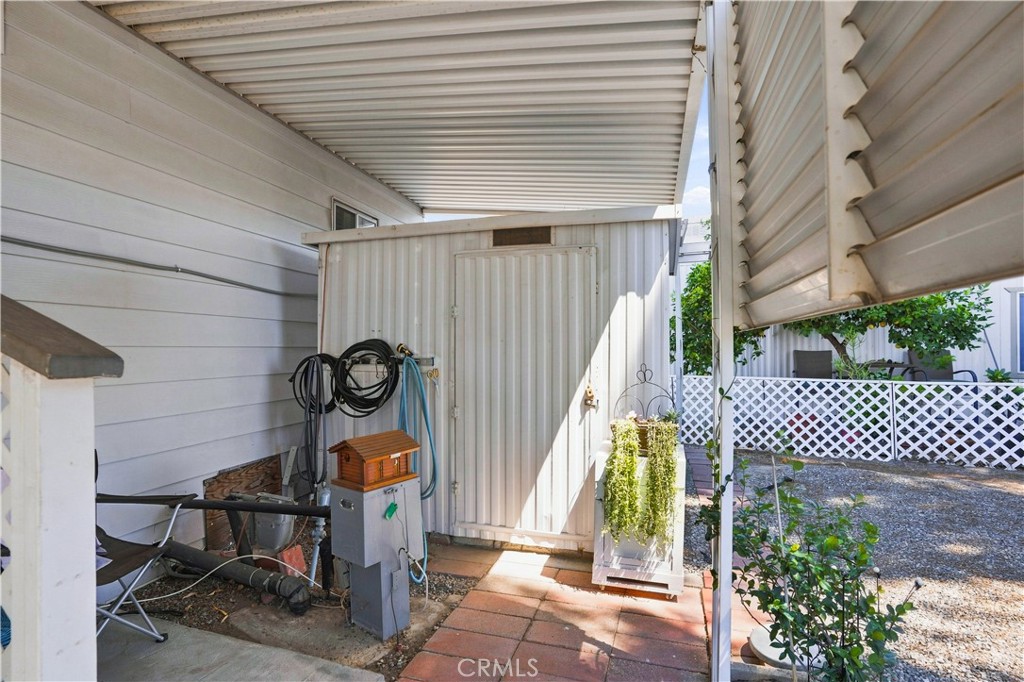 332 N. Lyon Avenue 67 Property Photo 43