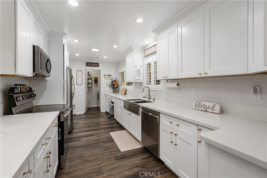 25611 Cherry Hills Boulevard Property Photo 15