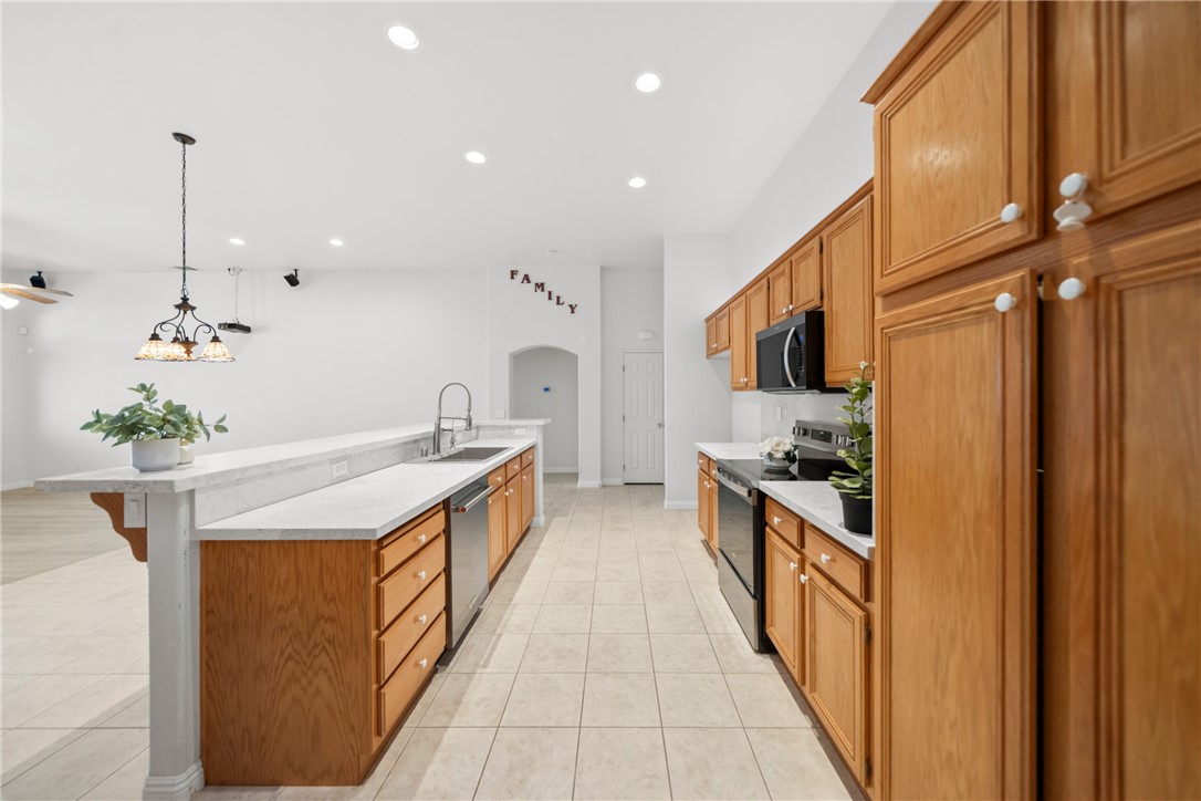 8935 Ironstone Court Property Photo 17