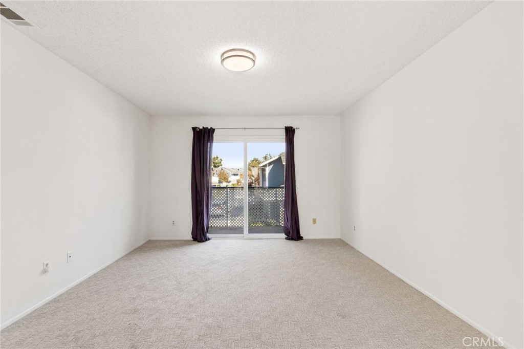 100 N Glendora Property Photo 39