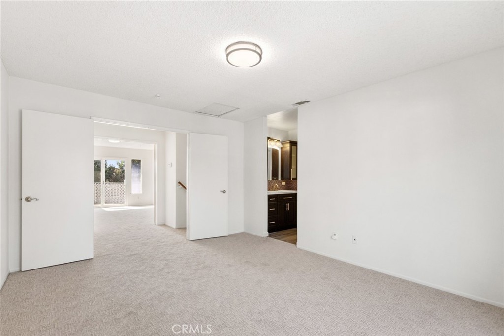 100 N Glendora Property Photo 41