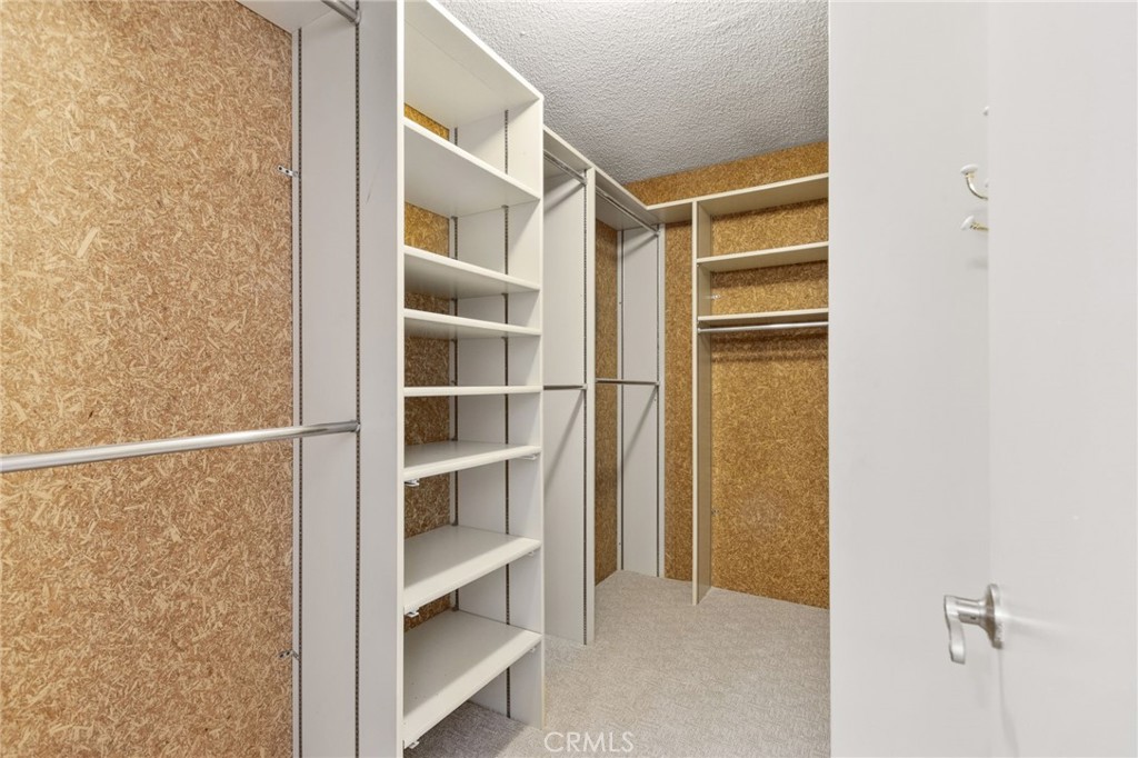 100 N Glendora Property Photo 43