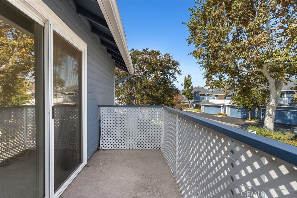 100 N Glendora Property Photo 46