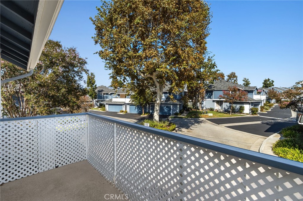 100 N Glendora Property Photo 47
