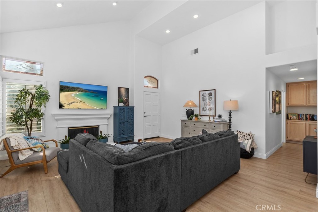 21121 Cancun Property Photo 6