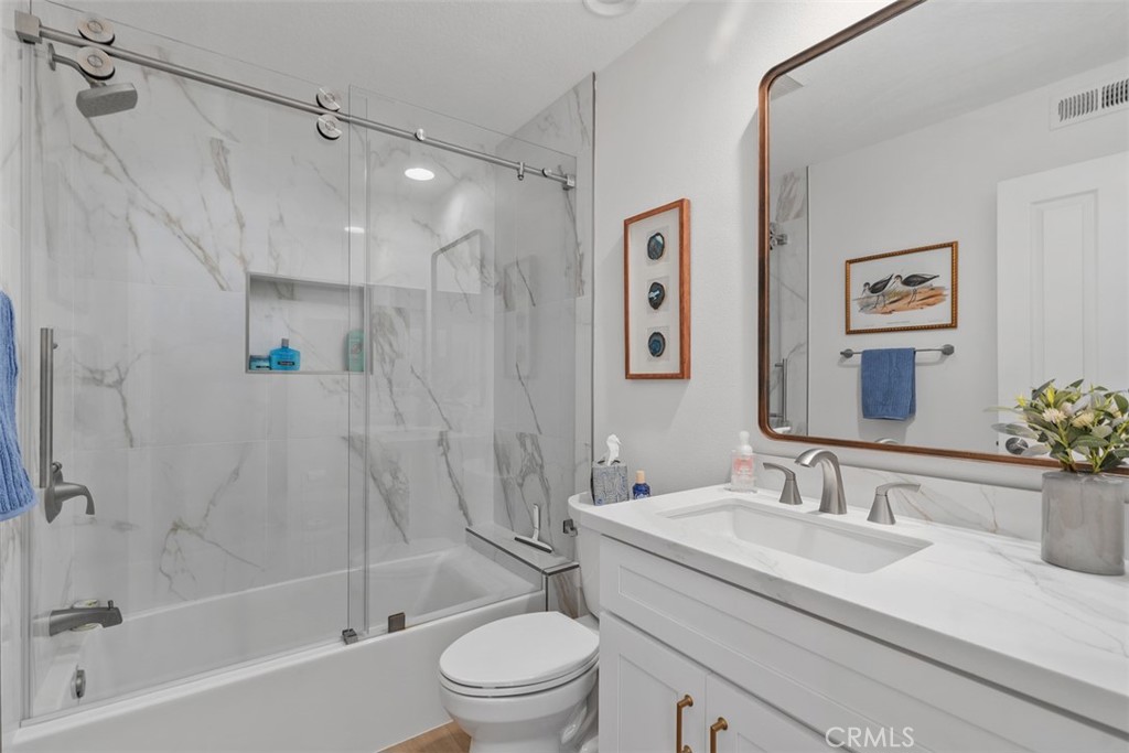 21121 Cancun Property Photo 23