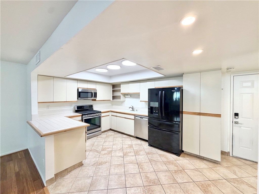 25524 Sharp Drive F Property Photo 7