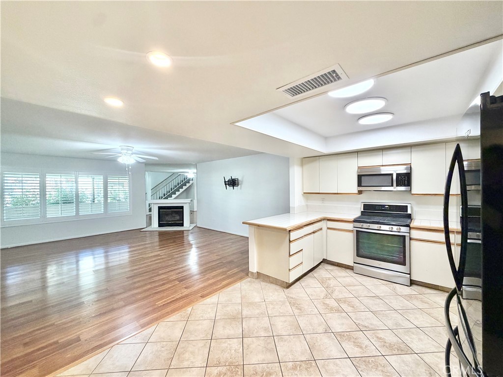 25524 Sharp Drive F Property Photo 9