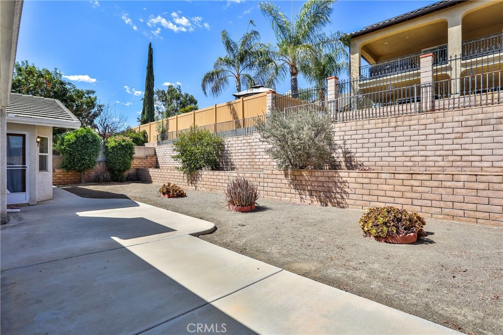 22700 Blue Teal Property Photo 27