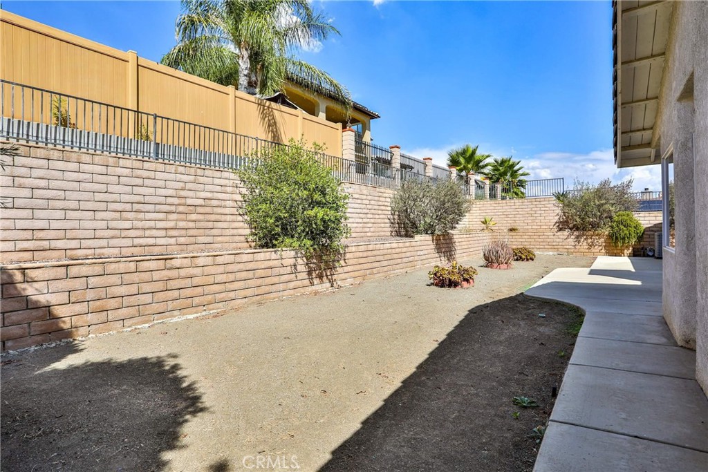 22700 Blue Teal Property Photo 29