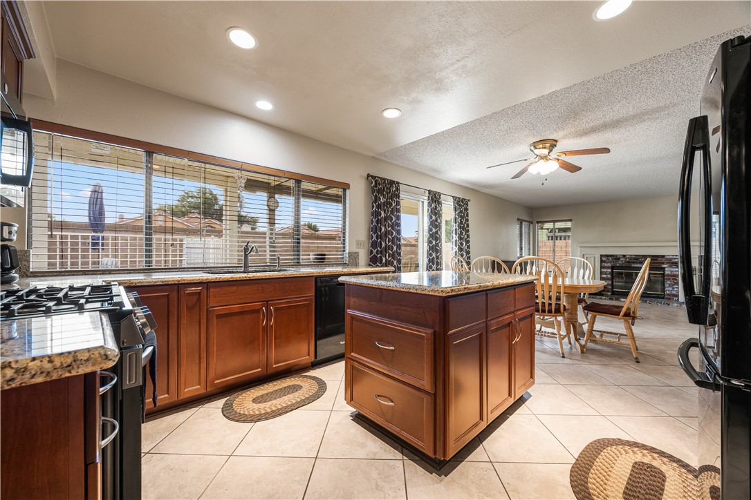 12796 Kern River Road Property Photo 10