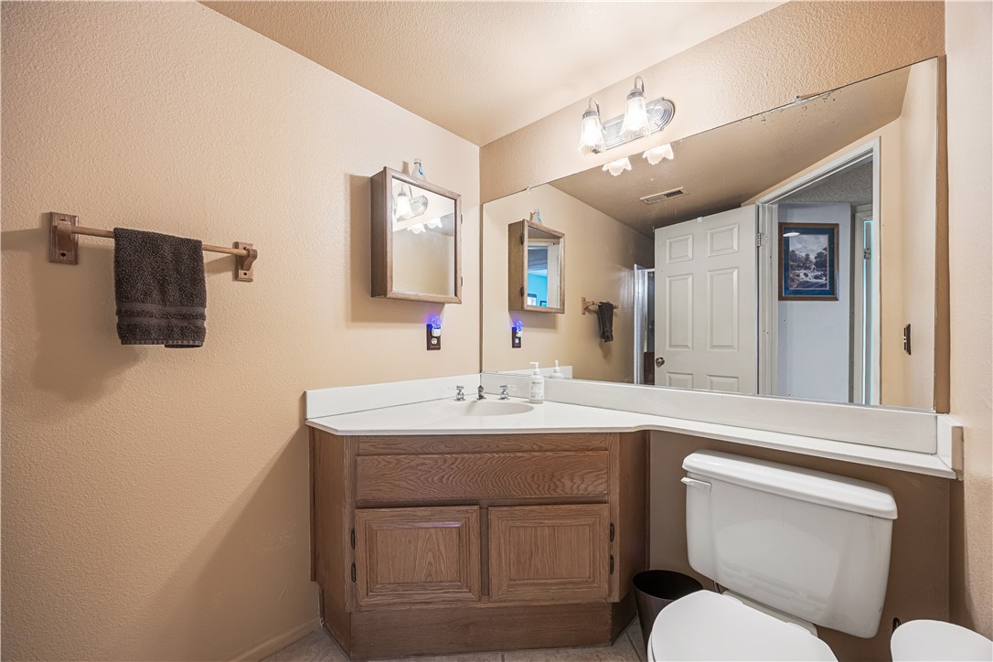 12796 Kern River Road Property Photo 14