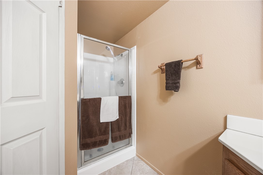 12796 Kern River Road Property Photo 15