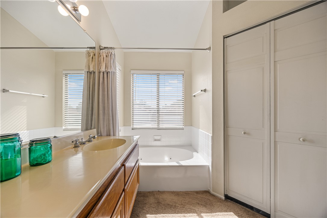 12796 Kern River Road Property Photo 33