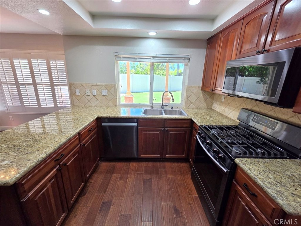 41827 Marwood Circle Property Photo 12