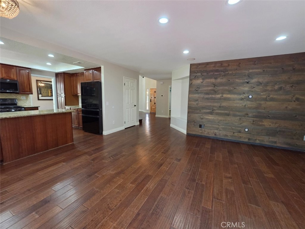 41827 Marwood Circle Property Photo 27