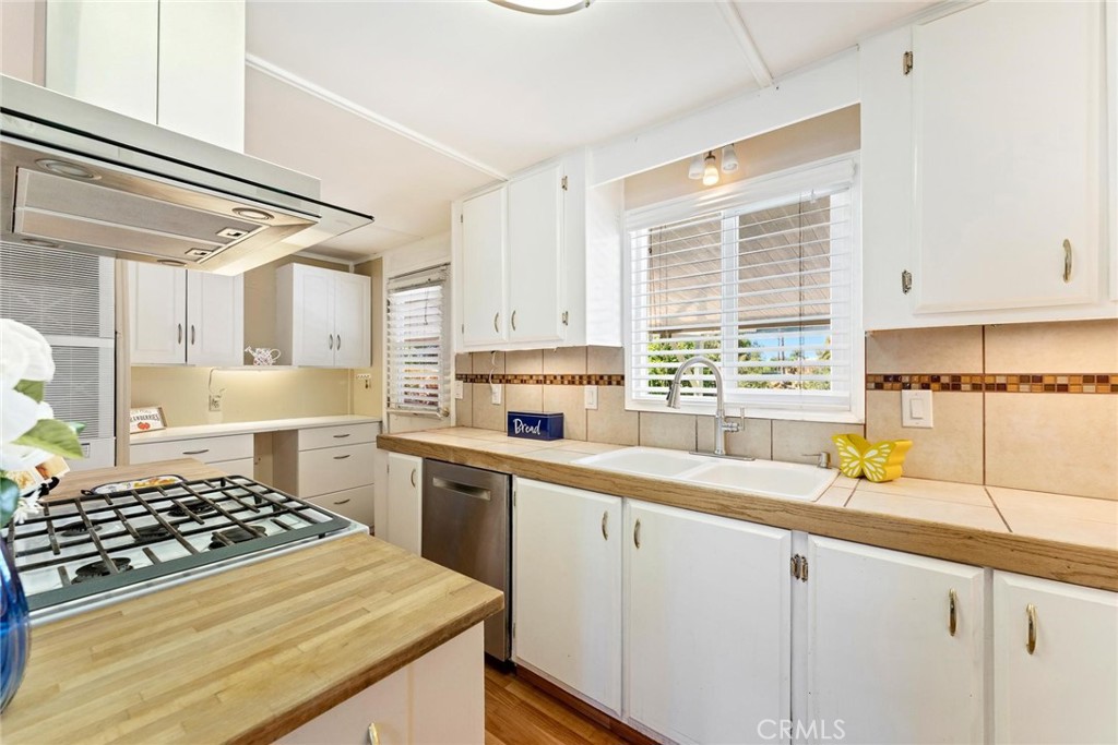 42751 E Floria Avenue 16 Property Photo 18