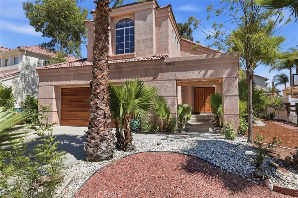 39876 Via Castana Property Photo 5