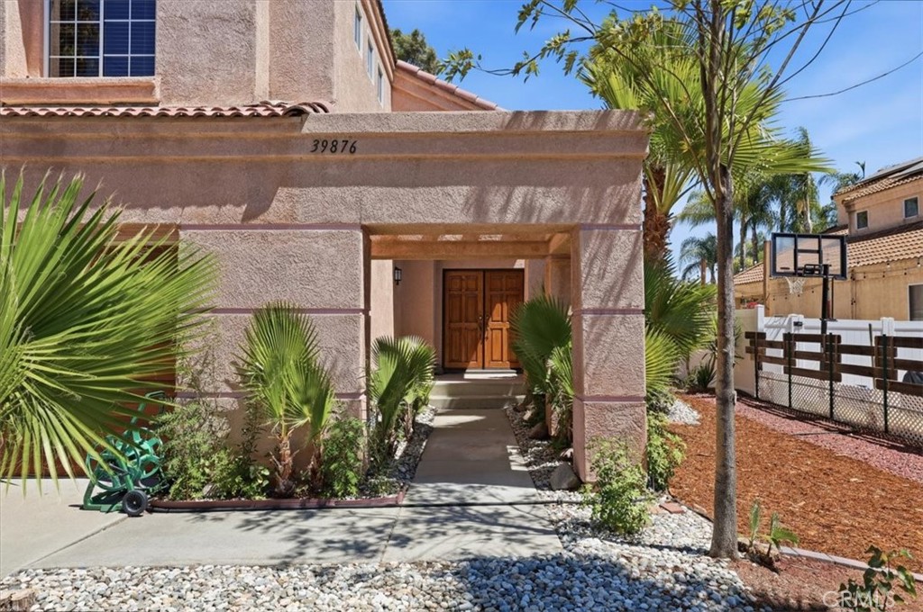 39876 Via Castana Property Photo 6