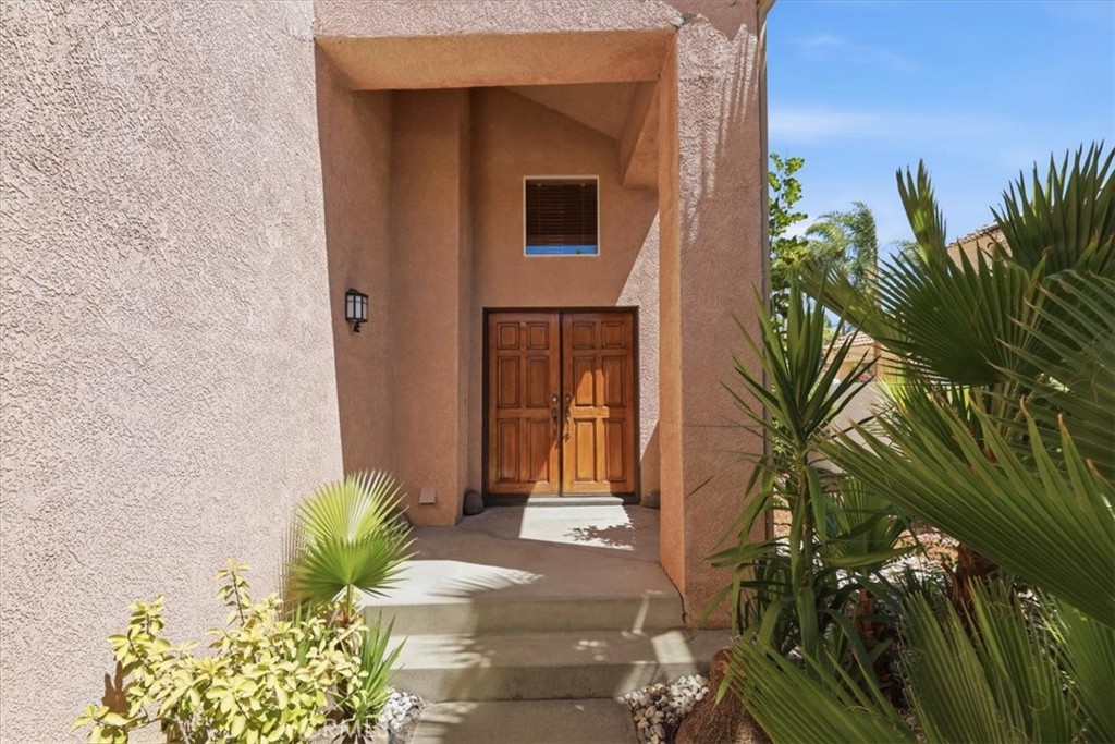 39876 Via Castana Property Photo 10