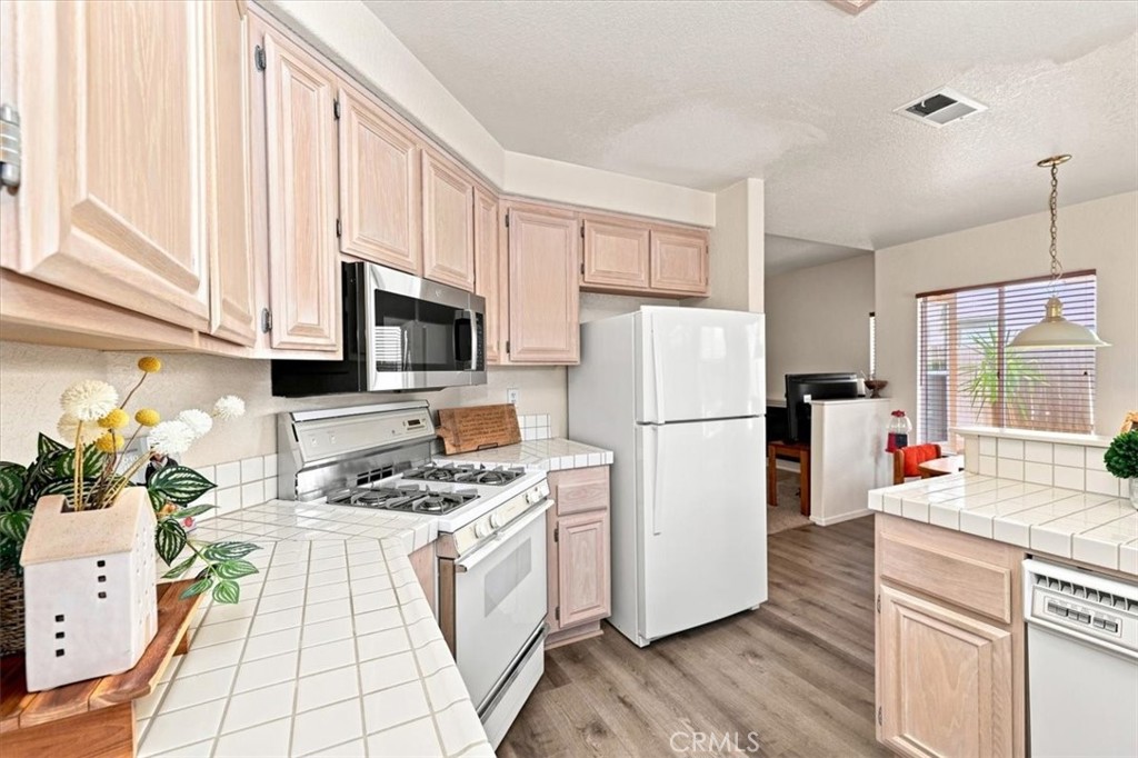 39876 Via Castana Property Photo 25