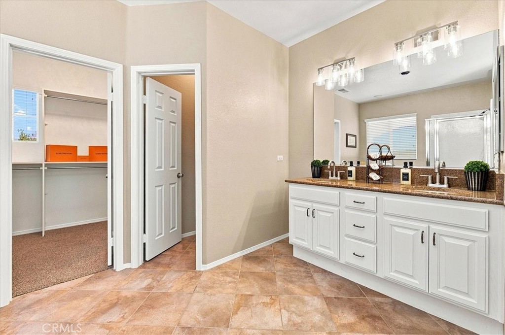 36287 Tahoe Street Property Photo 6