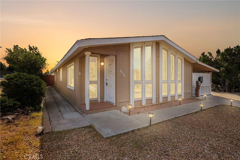 34164 Harrow Hill Road Property Photo 2