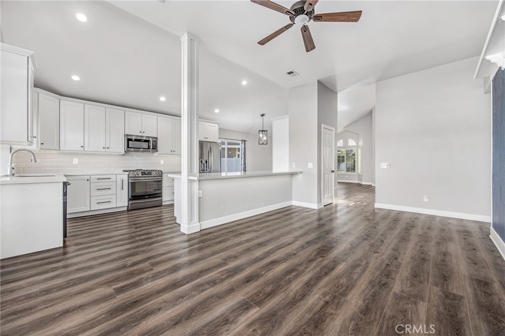 25560 Timbertree Court Property Photo 18