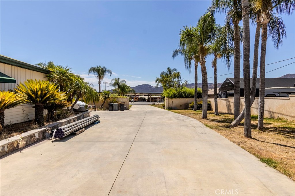 21650 Bundy Canyon Property Photo 25