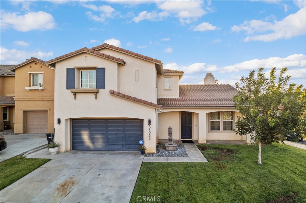 36033 Fresno Property Photo 3