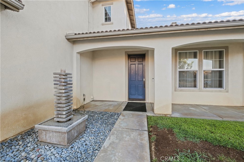 36033 Fresno Property Photo 5