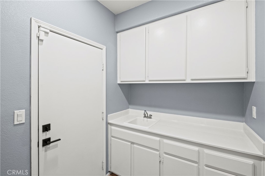 36033 Fresno Property Photo 27